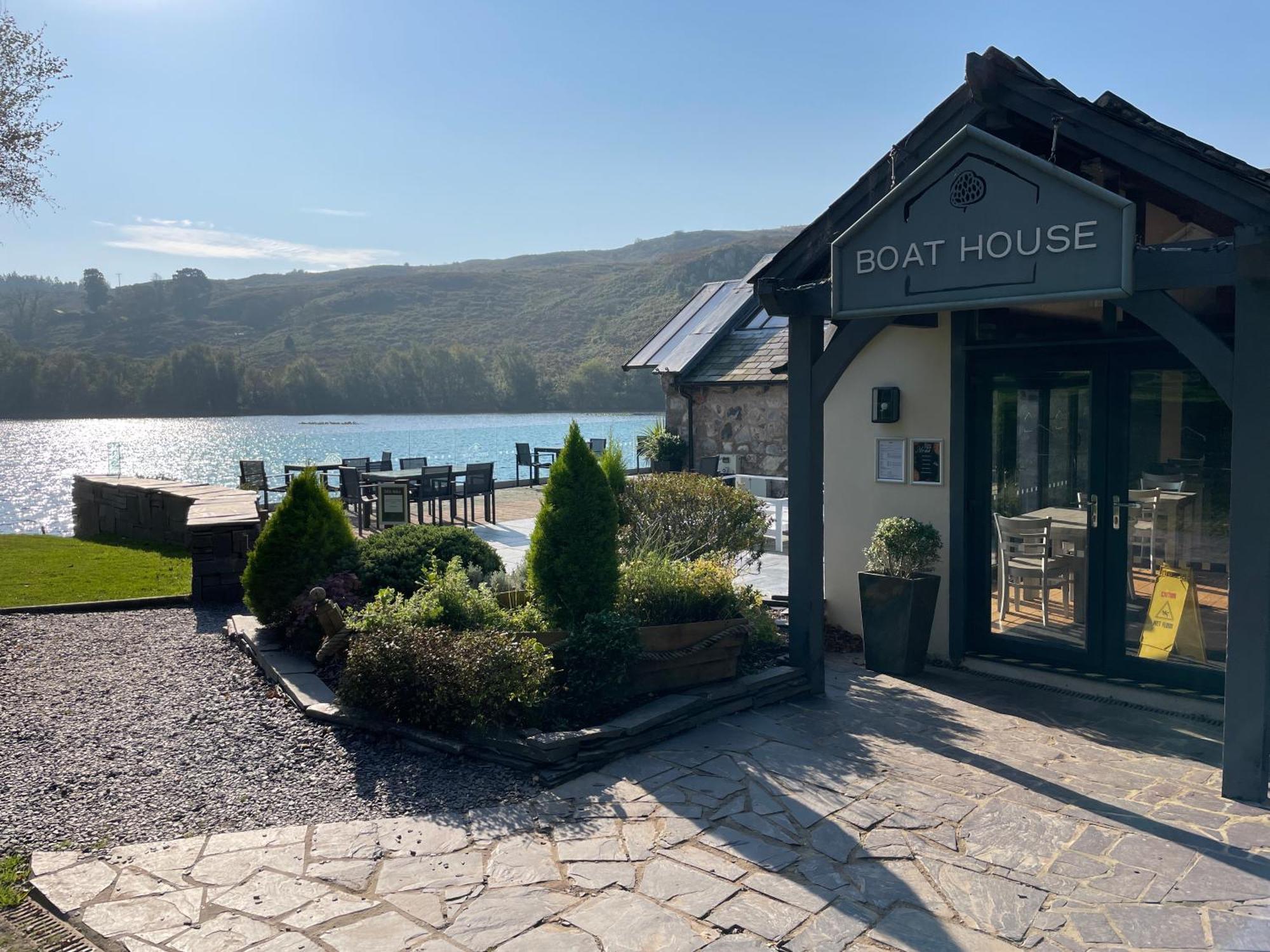 Villa No 61 Brynteg Country & Leisure Retreat Cwm-y-glo Esterno foto
